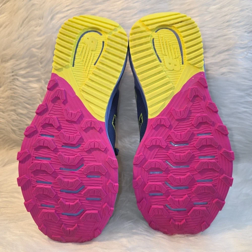 Trail Running Shoes New Balance DynaSoft Nitrel v4 Women 10B WTNTRCN4